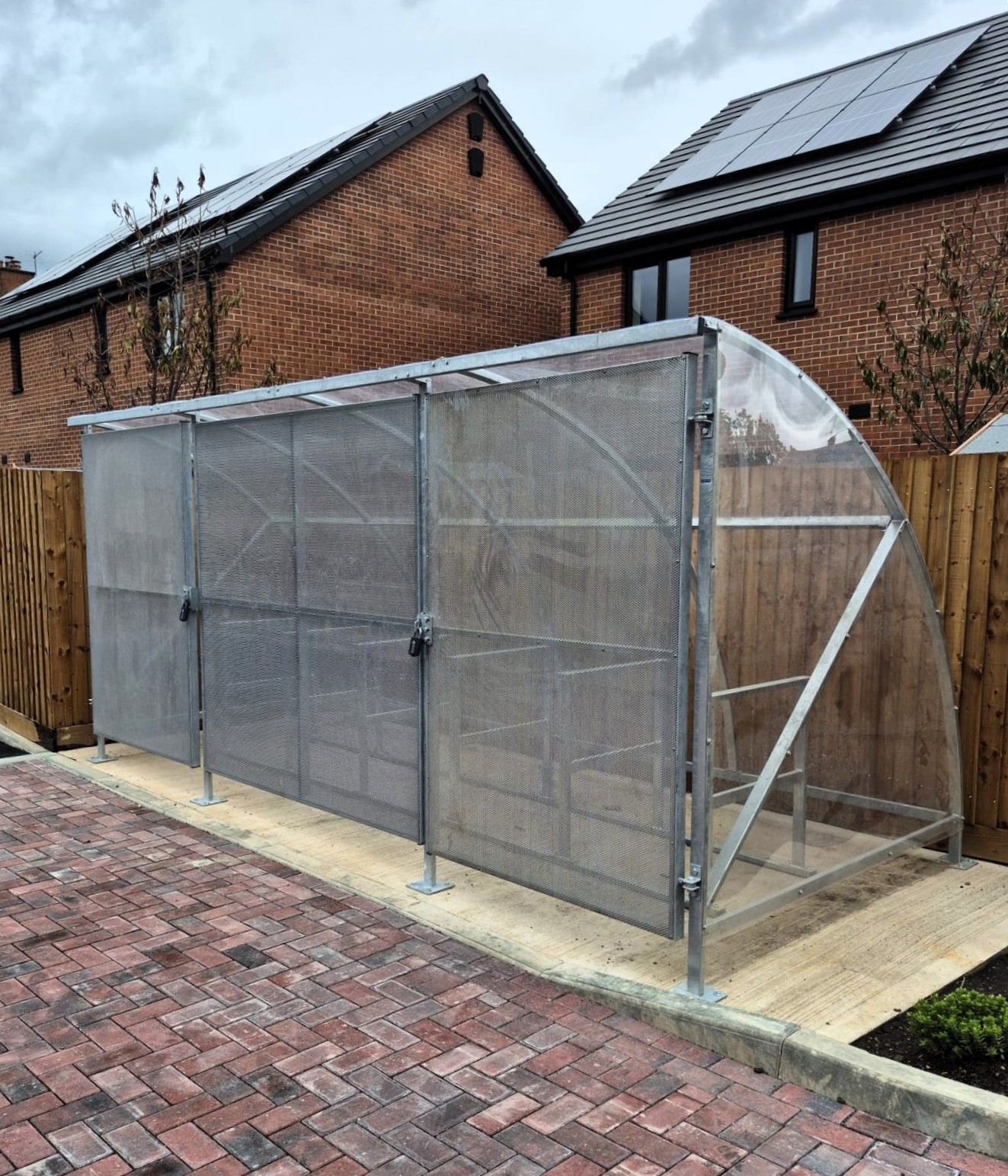 12 bike gated cycle shelter hot dip galvanised side view