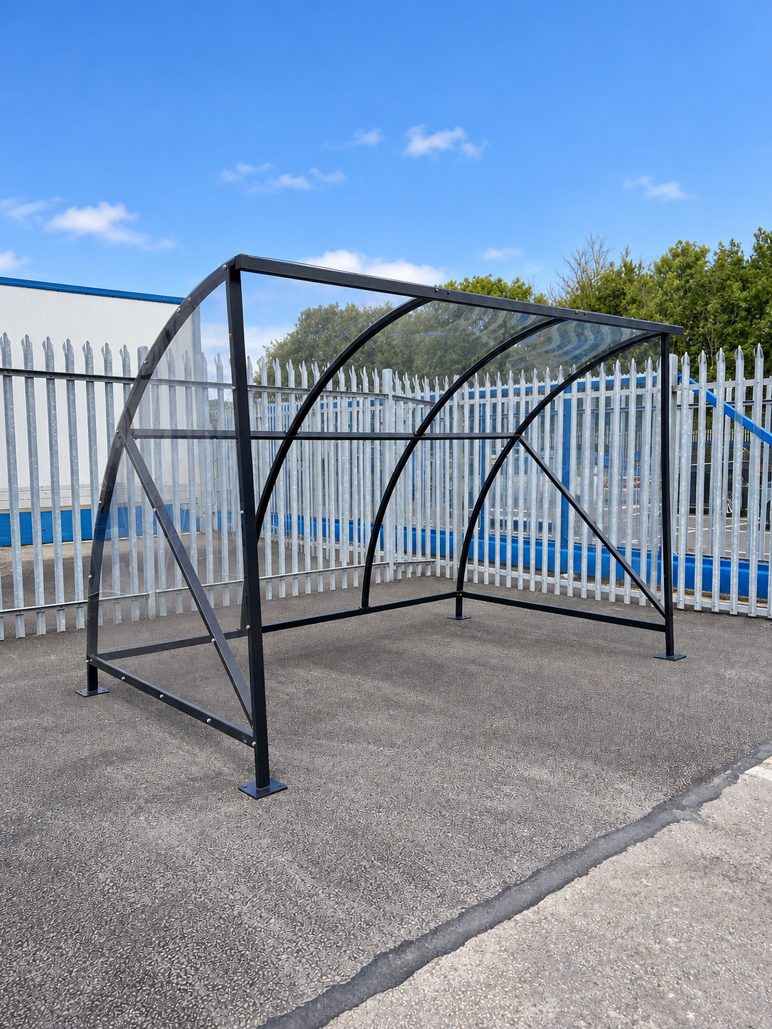Urbanfab 8 Person Smoking Shelter with black powder coated frame