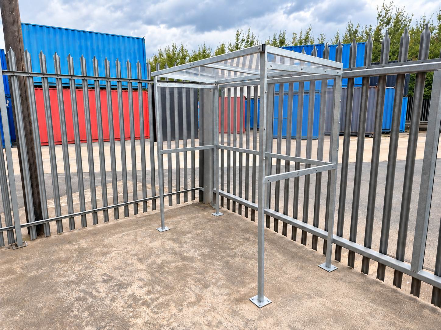 Medium Slimline Smoking Shelter – side view